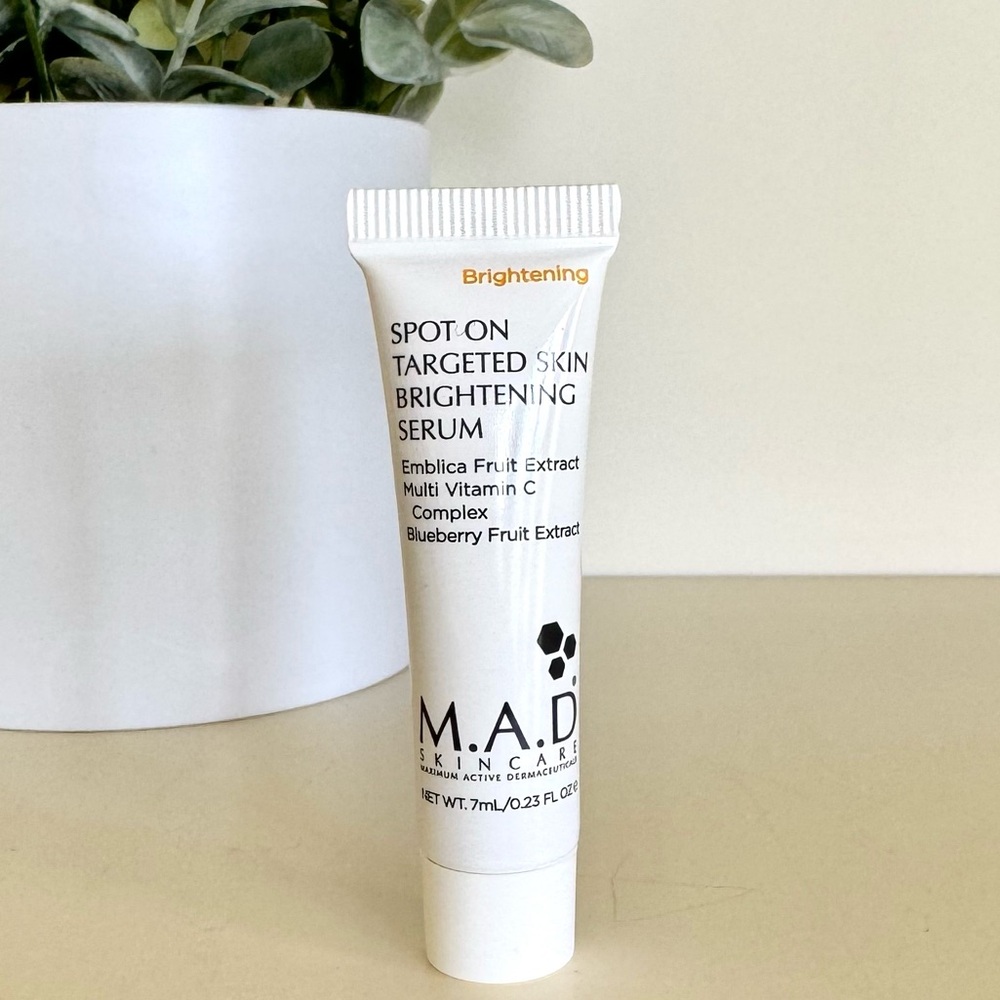 M.A.D Spot On Targeted Skin Brightening Serum MAD Skincare New Mini/Travel